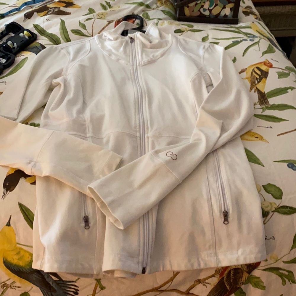 CALIA WHITE SPORT JACKET - NWOT